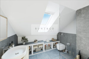 Badezimmer im DG