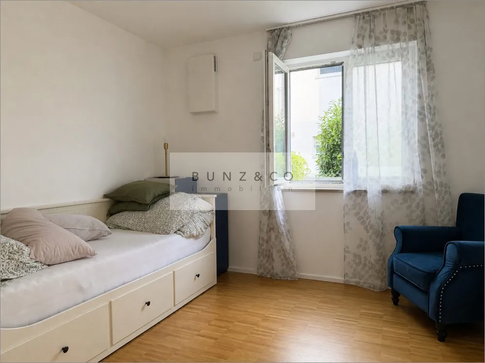 Immobilienangebot - München - Alle - Moderne 4-Zimmer-Maisonette-Wohnung mit Garten und West-Terrasse!