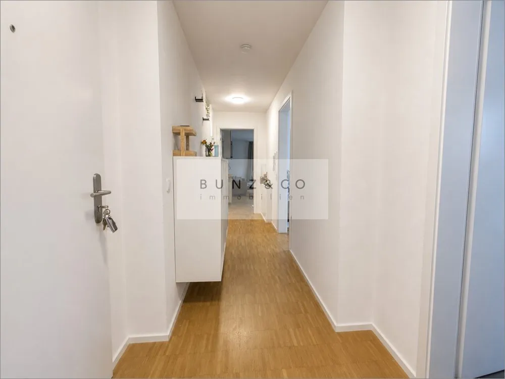 Immobilienangebot - München - Alle - Moderne 4-Zimmer-Maisonette-Wohnung mit Garten und West-Terrasse!
