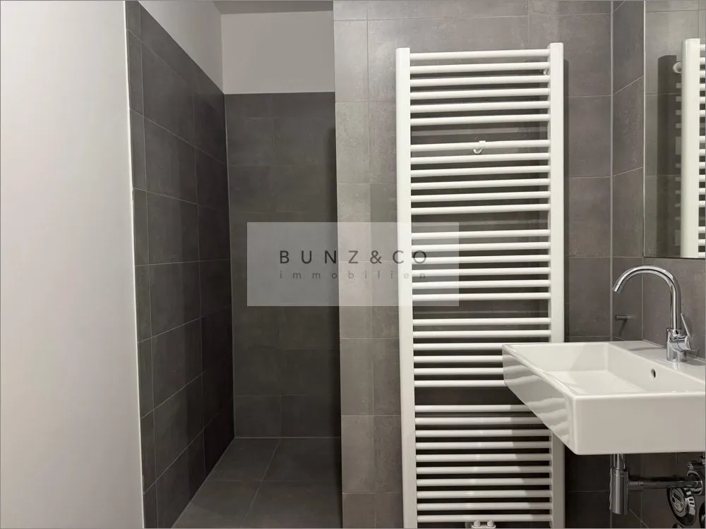 Immobilienangebot - München / Freimann - Alle - Südloggia, Einbauküche, Weitblick - jetzt Top-Wohnung sichern!