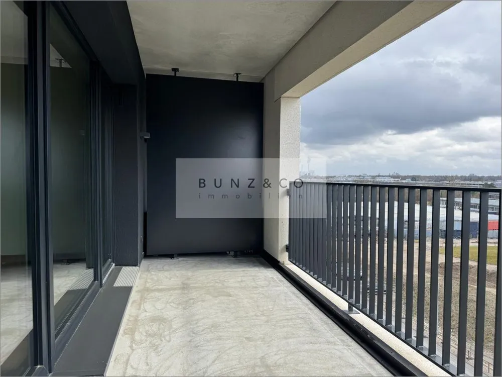 Immobilienangebot - München / Freimann - Alle - Südloggia, Einbauküche, Weitblick - jetzt Top-Wohnung sichern!