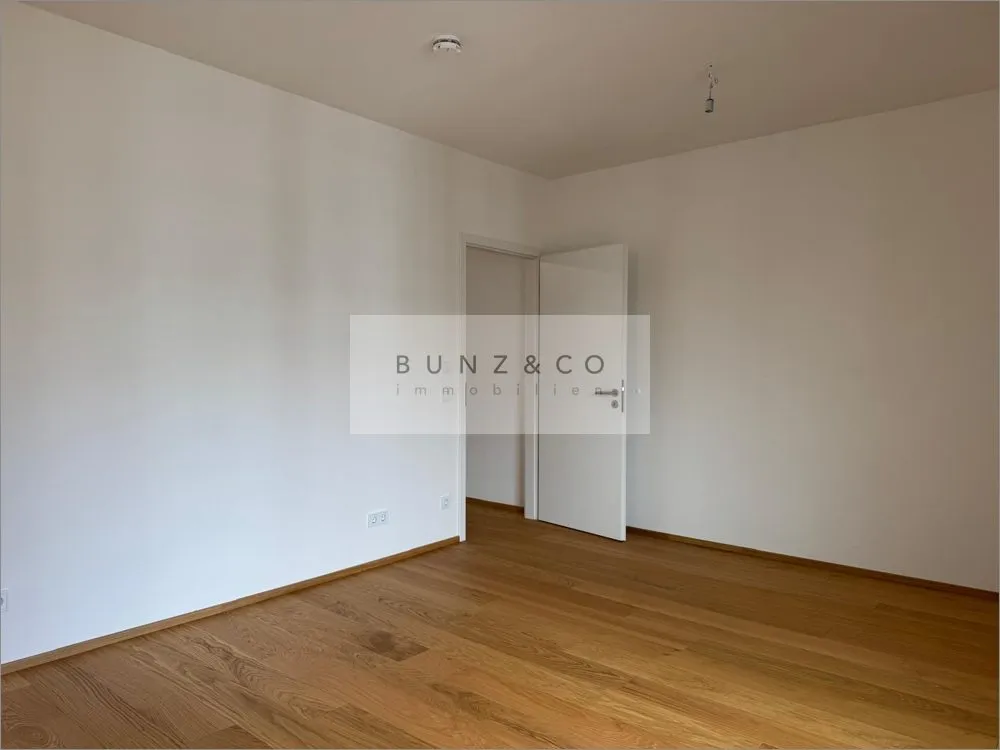 Immobilienangebot - München / Freimann - Alle - Südloggia, Einbauküche, Weitblick - jetzt Top-Wohnung sichern!