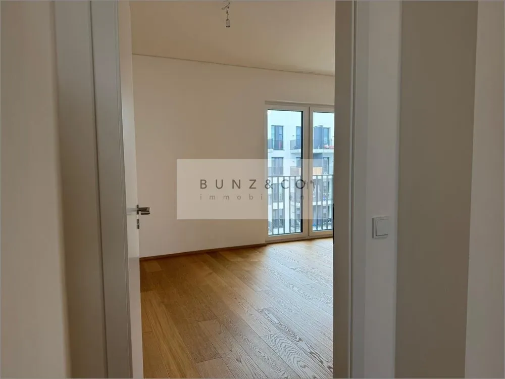 Immobilienangebot - München / Freimann - Alle - Südloggia, Einbauküche, Weitblick - jetzt Top-Wohnung sichern!