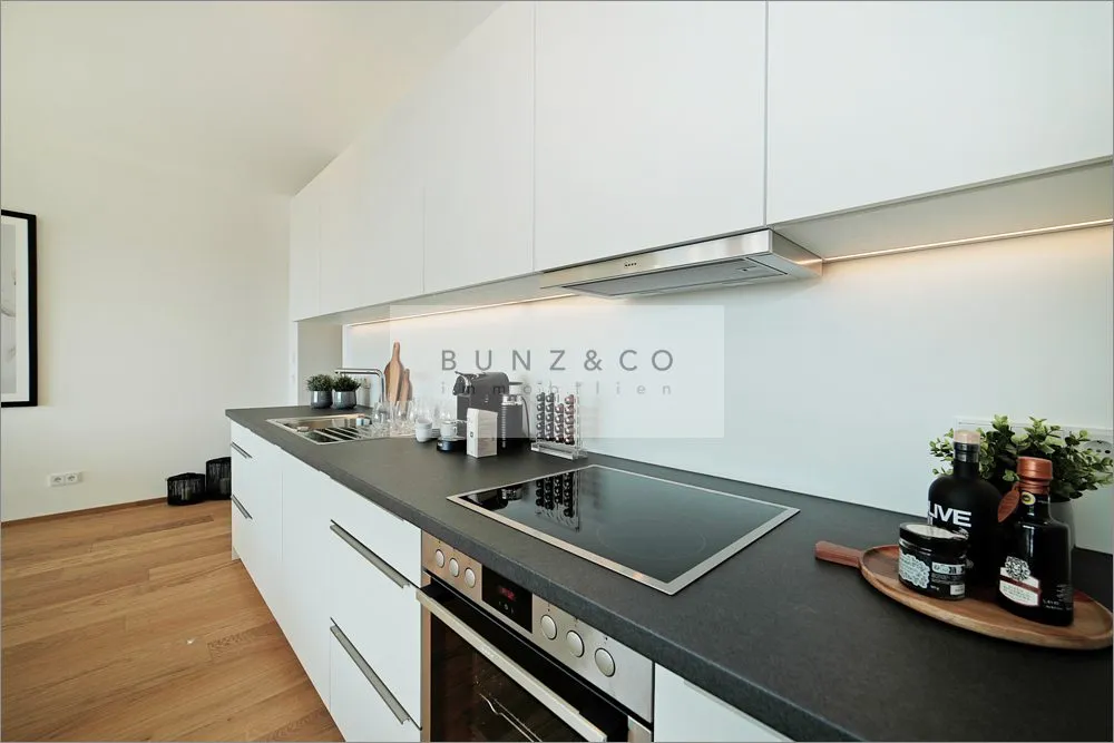 Immobilienangebot - München / Freimann - Alle - Moderner Wohntraum mit großem Südbalkon und Einbauküche!