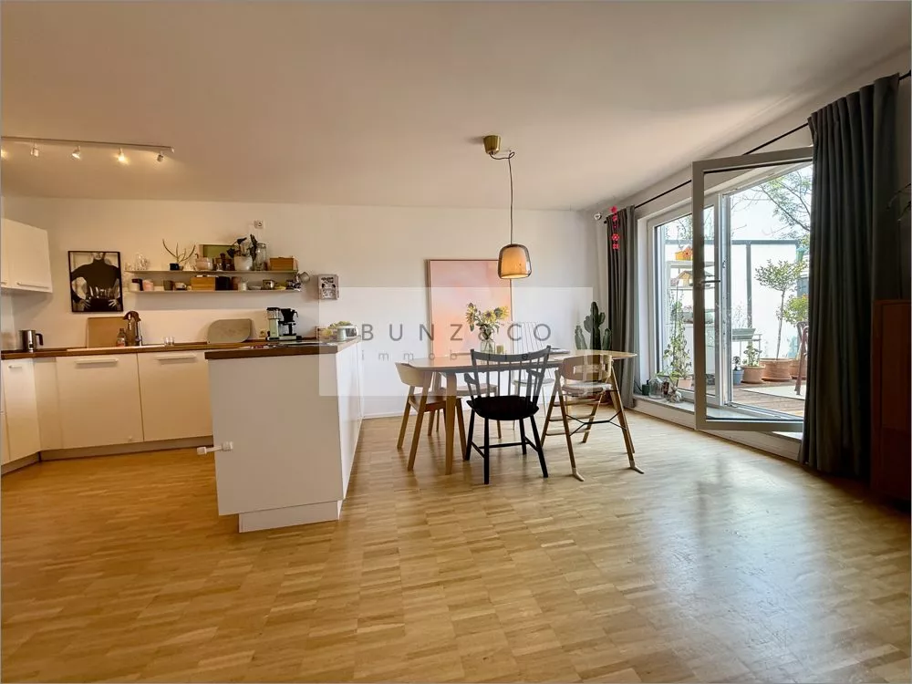 Immobilienangebot - München - Alle - Moderne Dachgeschosswohnung mit Süd-West Balkon