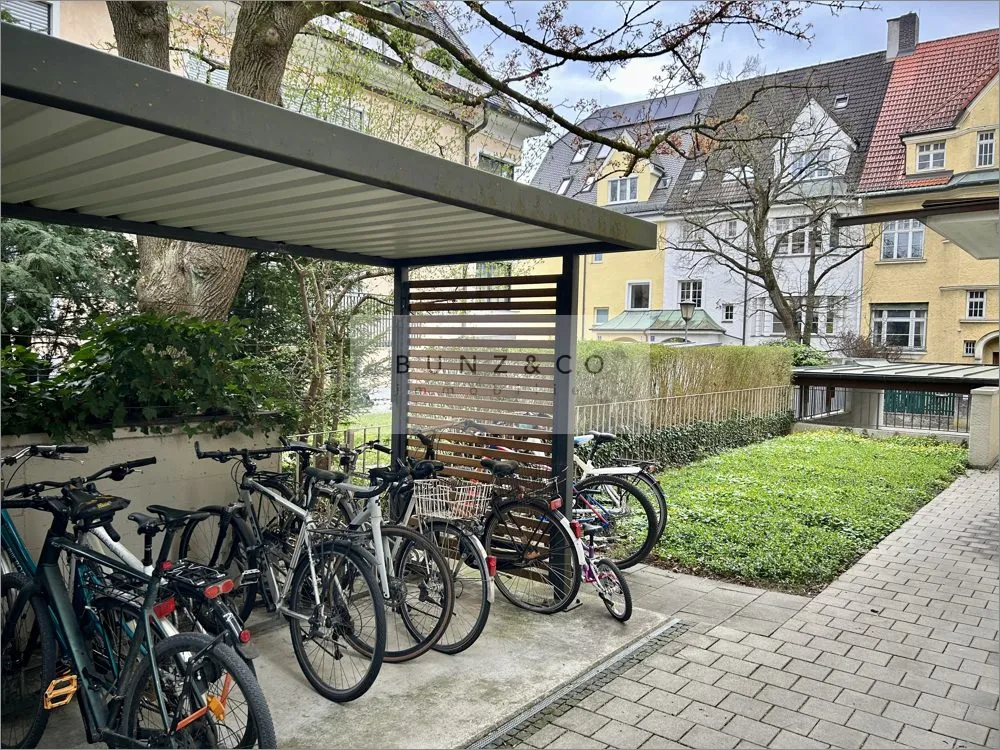Immobilienangebot - München - Alle - Schicke Wohnung im Norden von Schwabing - mit Südbalkon!