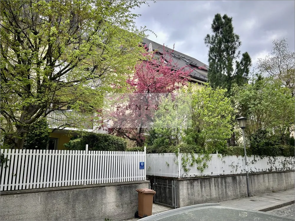 Immobilienangebot - München - Alle - Schicke Wohnung im Norden von Schwabing - mit Südbalkon!