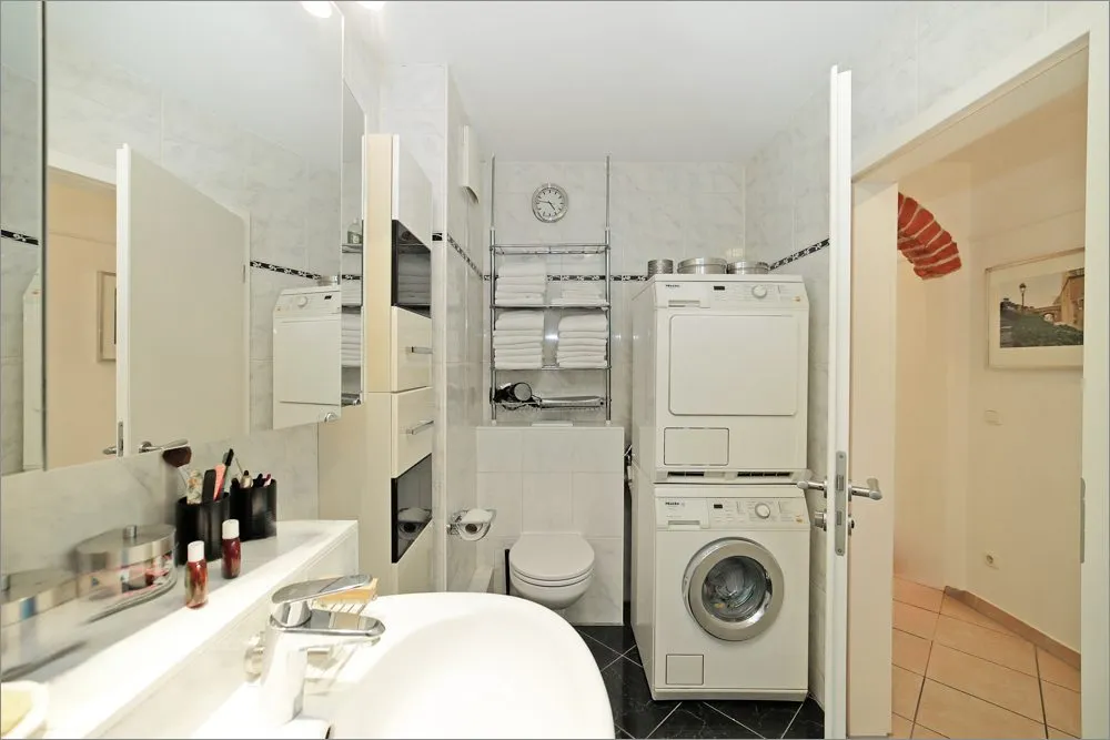 Immobilienangebot - München - Alle - Hochwertig ausgestattete 4-Zimmer-Wohnung mit Erbbaurecht – Attraktive Kapitalanlage