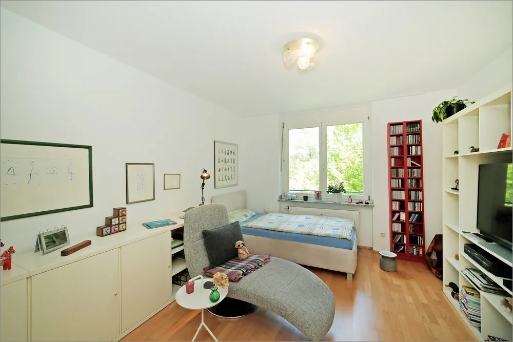 Immobilienangebot - München - Alle - Hochwertig ausgestattete 4-Zimmer-Wohnung mit Erbbaurecht – Attraktive Kapitalanlage