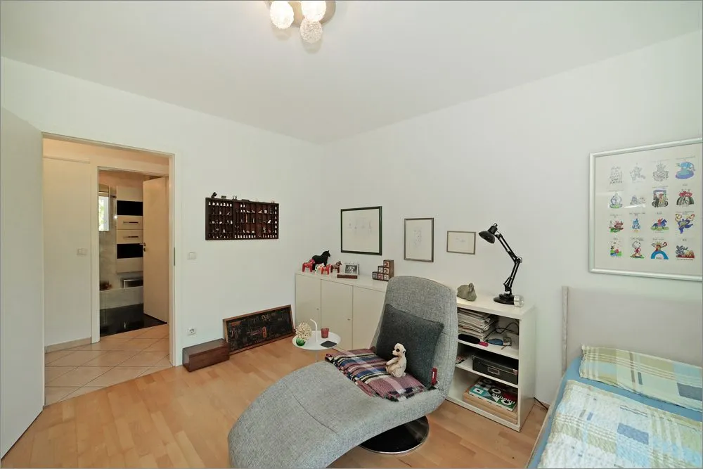Immobilienangebot - München - Alle - Hochwertig ausgestattete 4-Zimmer-Wohnung mit Erbbaurecht – Attraktive Kapitalanlage