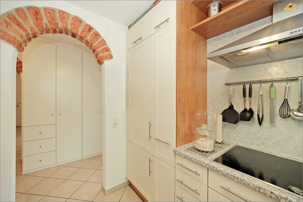 Immobilienangebot - München - Alle - Hochwertig ausgestattete 4-Zimmer-Wohnung mit Erbbaurecht – Attraktive Kapitalanlage