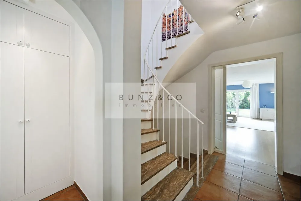 Immobilienangebot - Pullach im Isartal - Alle - Viel Platz für die ganze Familie – Doppelhaushälfte mit Südwestgarten in Bestlage von Pullach