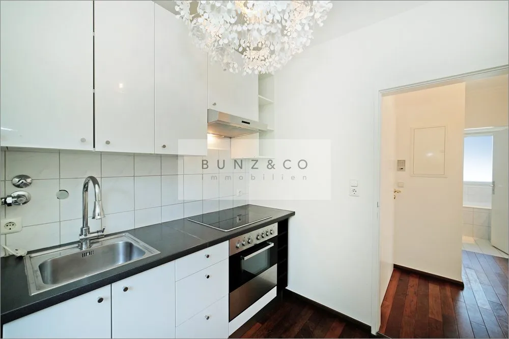 Immobilienangebot - München - Alle - Premiumlage Solln: Gepflegte 2-Zimmer-Wohnung mit Südbalkon - TG-Stellplatz inklusive