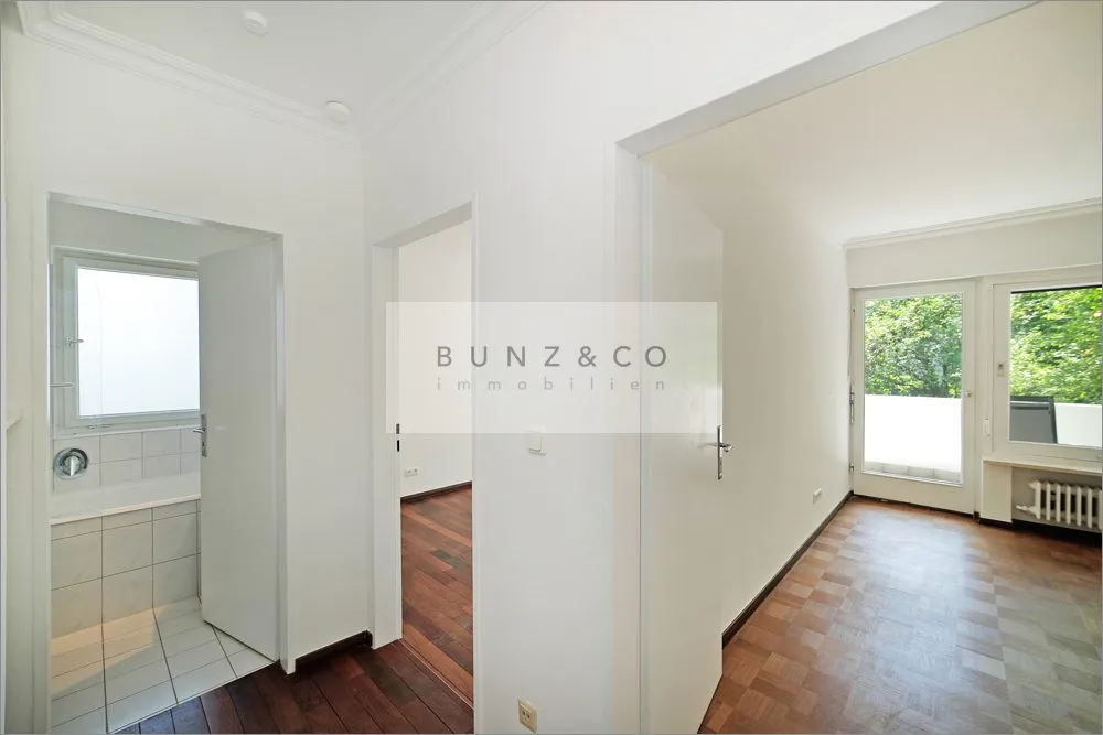 Immobilienangebot - München - Alle - Premiumlage Solln: Gepflegte 2-Zimmer-Wohnung mit Südbalkon - TG-Stellplatz inklusive