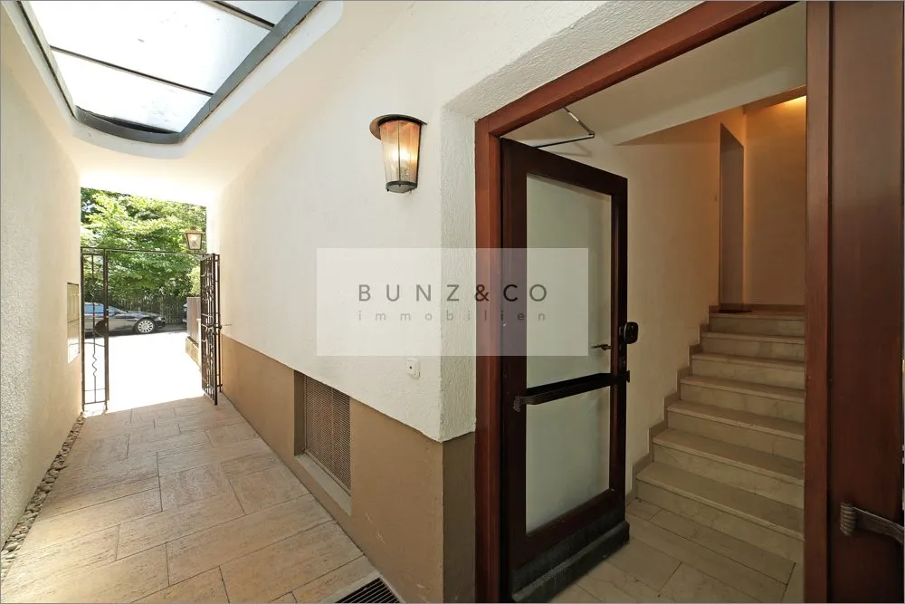 Immobilienangebot - München - Alle - Premiumlage Solln: Gepflegte 2-Zimmer-Wohnung mit Südbalkon - TG-Stellplatz inklusive