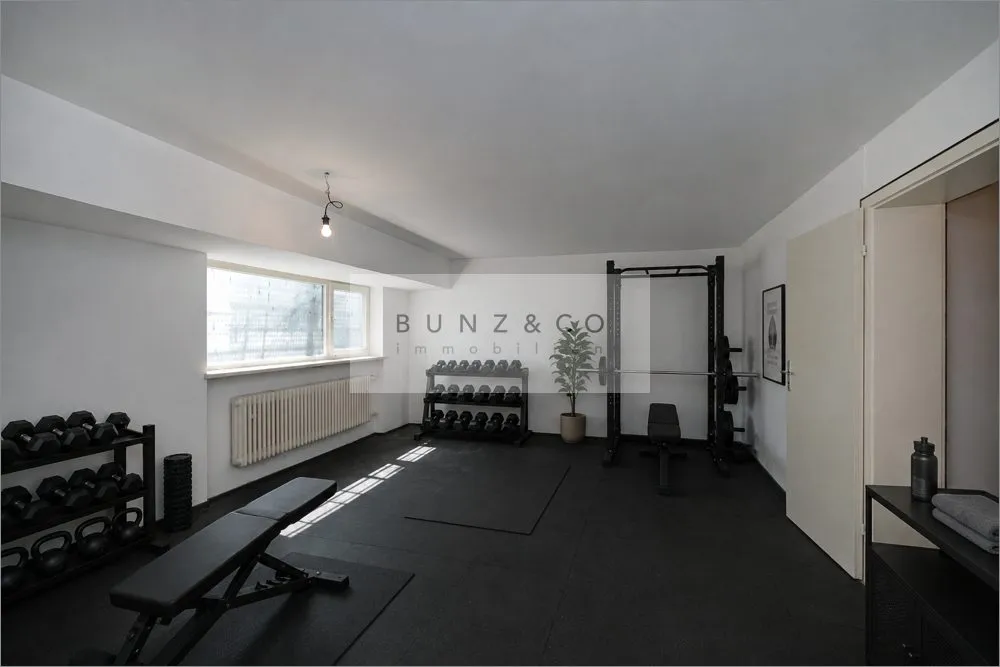 Immobilienangebot - Pullach - Alle - Seltene Gelegenheit in Pullach – Renovierungsbedürftige Doppelhaushälfte mit großem Grundstück