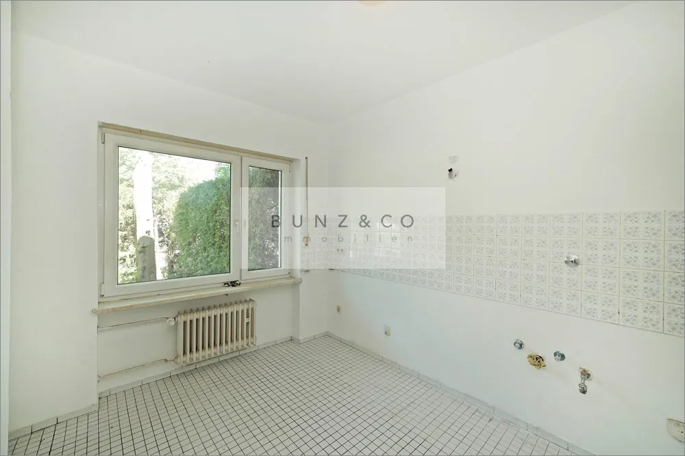 Immobilienangebot - Pullach - Alle - Seltene Gelegenheit in Pullach – Renovierungsbedürftige Doppelhaushälfte mit großem Grundstück