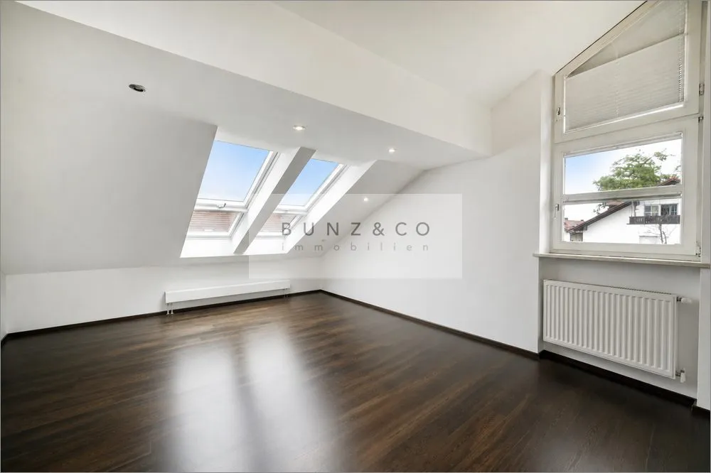 Immobilienangebot - Grafing bei München - Alle - Wohnen wie im eigenen Haus – großzügige Maisonette auf zwei Ebenen