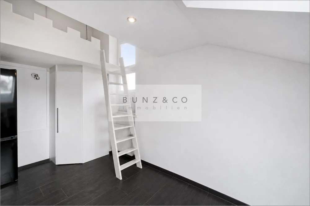 Immobilienangebot - Grafing bei München - Alle - Wohnen wie im eigenen Haus – großzügige Maisonette auf zwei Ebenen