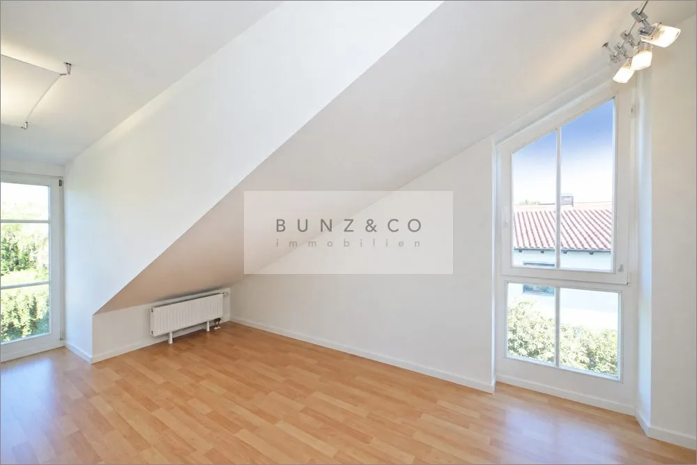 Immobilienangebot - München - Alle - Stilvolle Doppelhaushälfte mit einem durchdachten Grundriss für Familien!